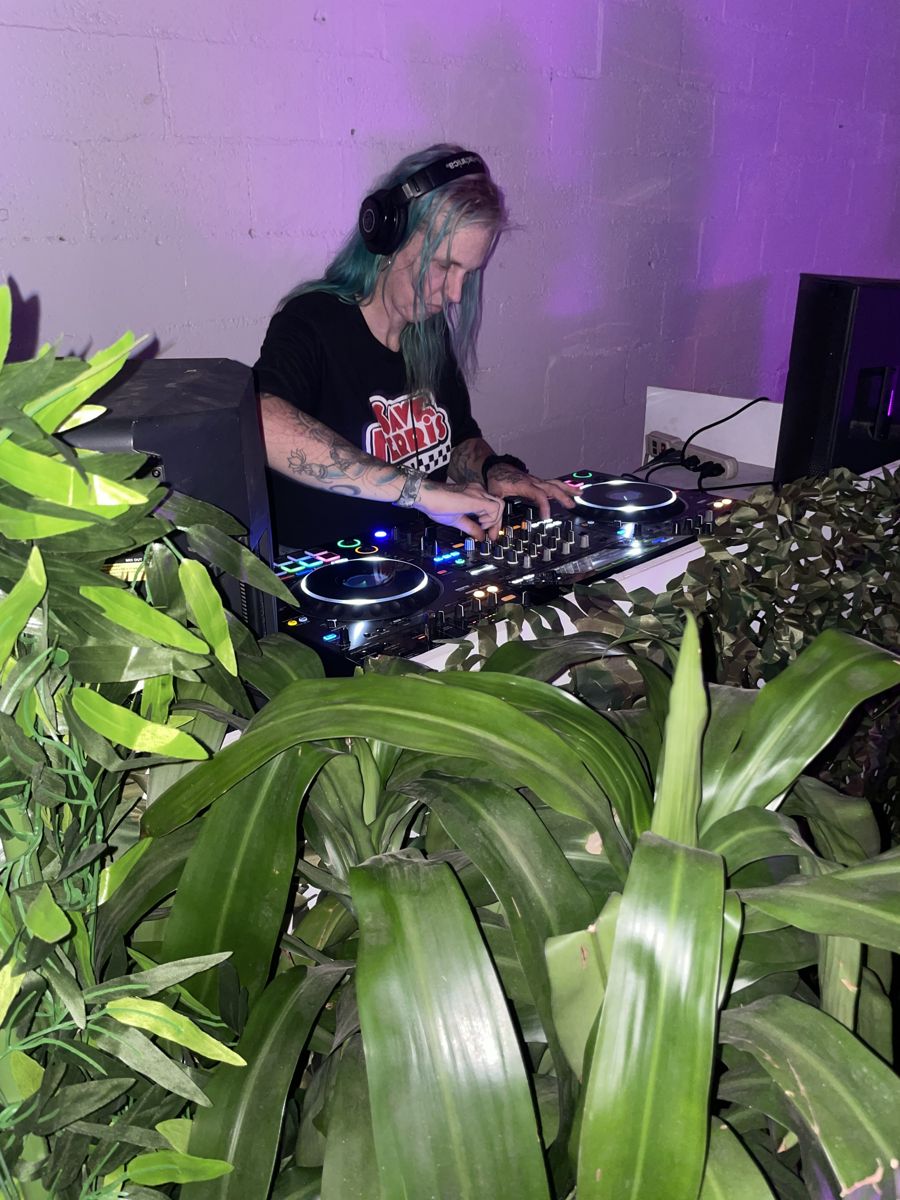 Molly in the plants